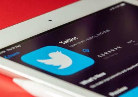 Зампостпреда РФ при ООН заблокировали в Twitter из-за опровержения фейка