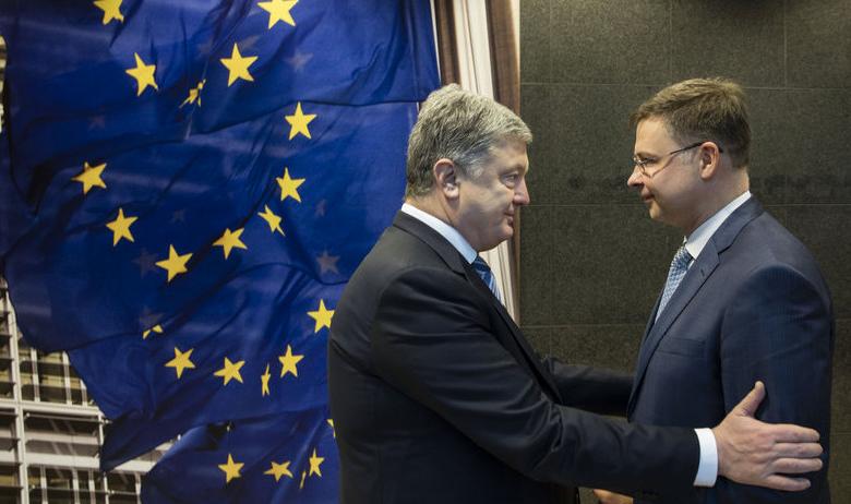 Пётр Порошенко и Валдис Домбровскис