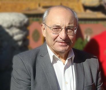Лидер армянской оппозиции призвал возводить баррикады у парламента