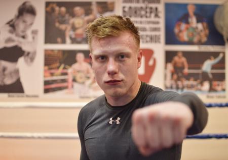 Боксёр Урванов может стать претендентом на титул WBA