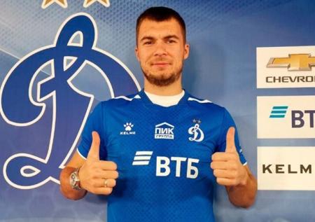 Комличенко подписал контракт с московским «Динамо»