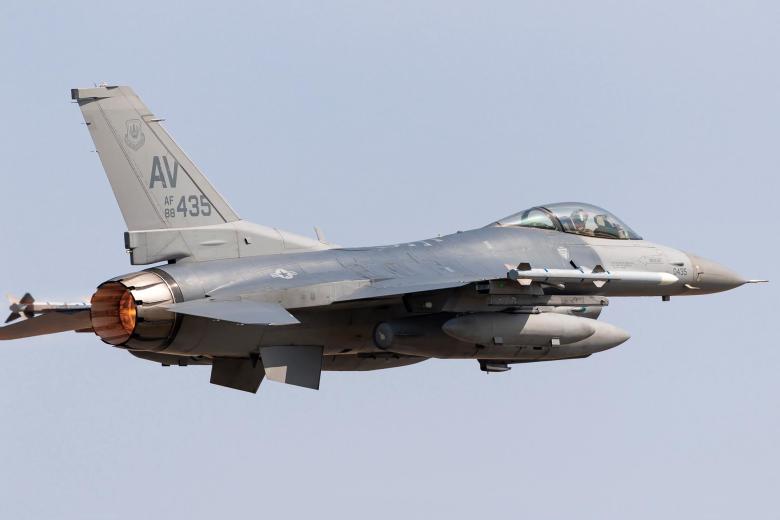 F-16