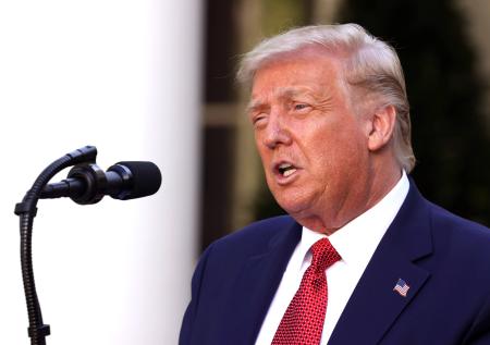 Трамп назвал книгу своей племянницы «глупой» и «лживой»