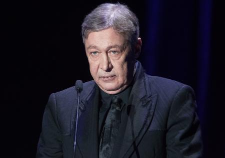 «Пусть со своей водкой приходит». Как сидел Ефремов, когда дата его УДО