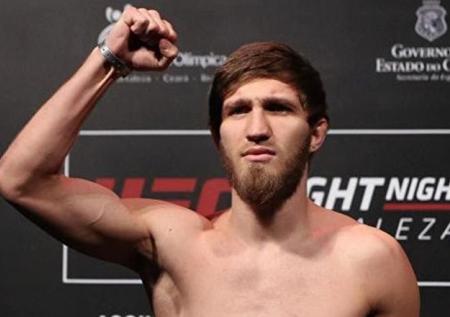 Саид Нурмагомедов за минуту нокаутировал Стригла в UFC