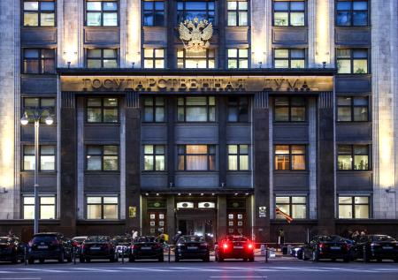 Госдума приняла в первом чтении проект о QR-кодах в общественных местах