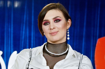 Новый псевдоним, роды в Киеве, отмена концертов: куда пропала певица Maruv