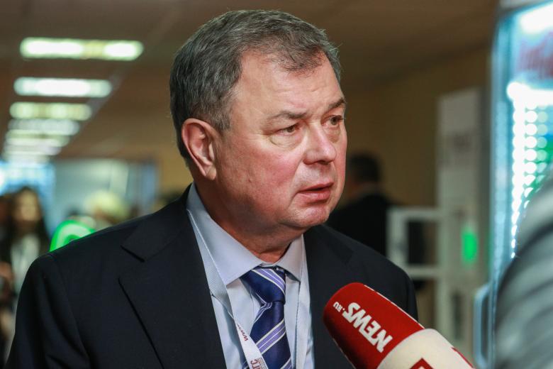 Анатолий Артамонов
