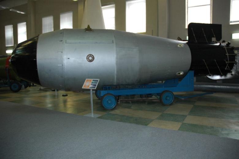 Натурный макет «Царь-бомбы» АН602