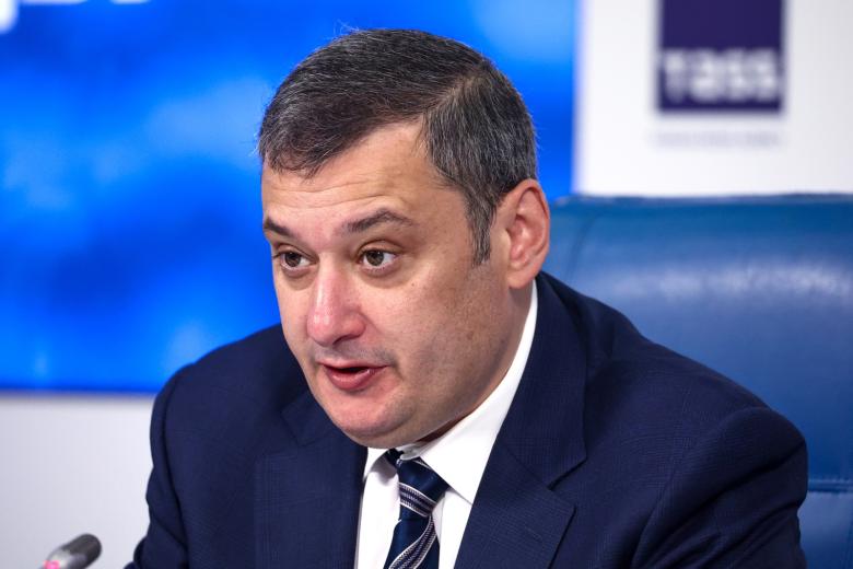 Александр Хинштейн