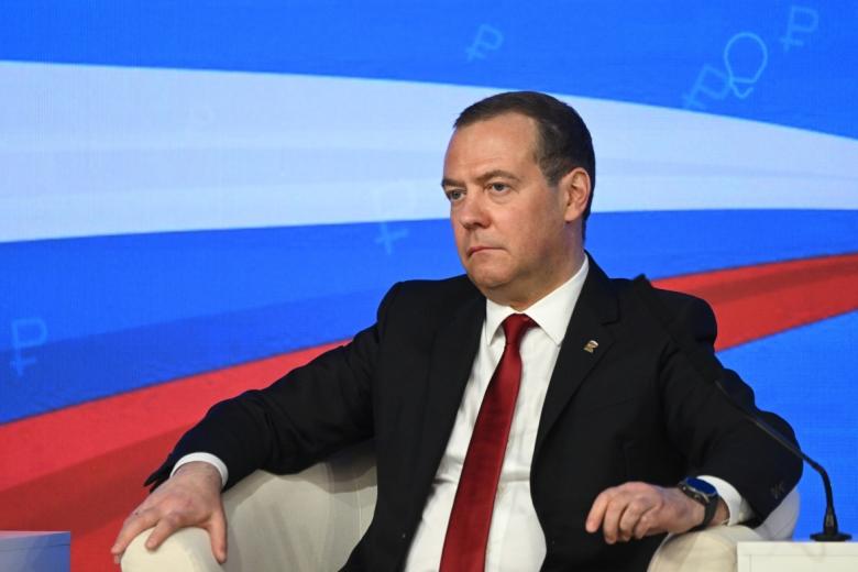 Дмитрий Медведев