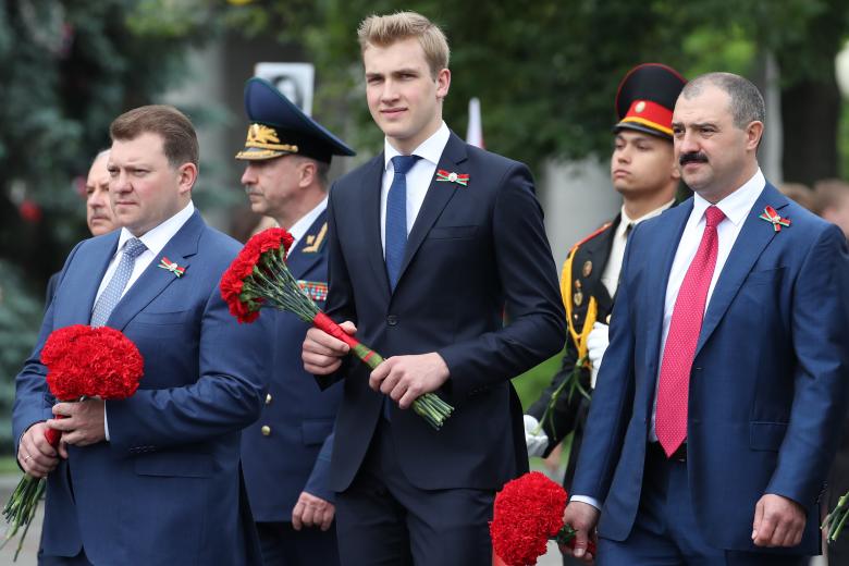  Дмитрий, Николай и Виктор Лукашенко