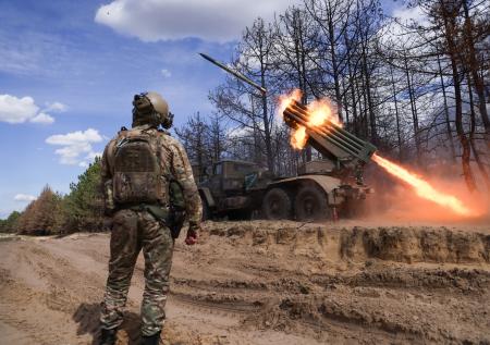 Штурм Часова Яра и Красногоровки 9 апреля: как продвигаются ВС России