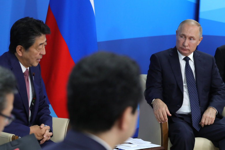 Синдзо Абэ и Владимир Путин