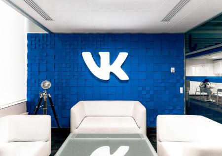 Холдинг USM Усманова продал VK Group СОГАЗу