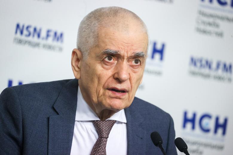 Геннадий Онищенко