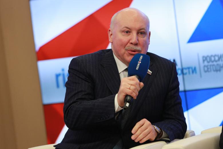 Дмитрий Мезенцев