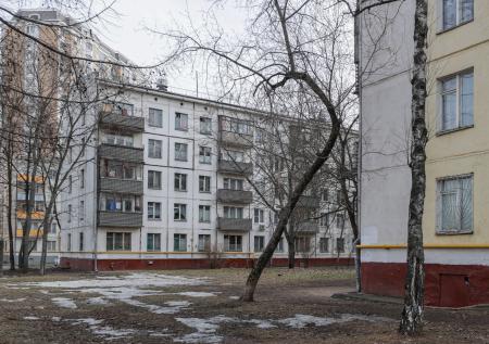 Россияне пожаловались на предвыборный баннер с ошибкой в слове