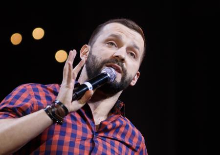 Шаляпин покончил с собой, Белый бежал из России: трагедии звезд Comedy Club