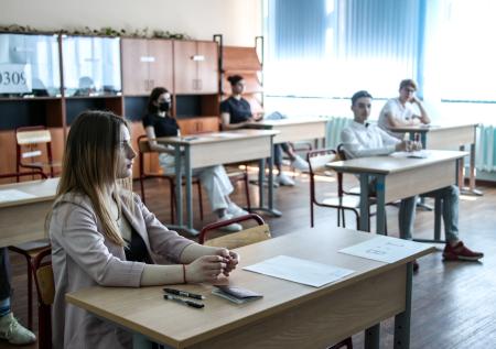 Ведущий шоу «Умницы и умники» призвал отменить ЕГЭ