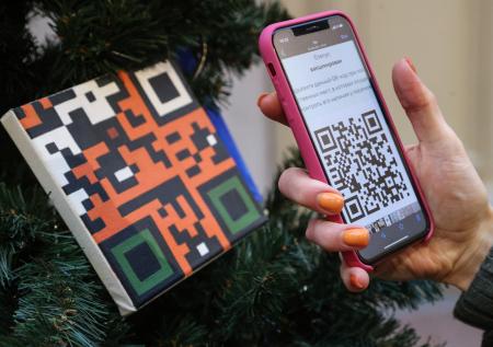 Россияне занизили рейтинги ресторанов за просьбу предоставить QR-код
