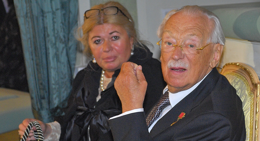 Сергей Михалков с супругой Юлией Субботиной