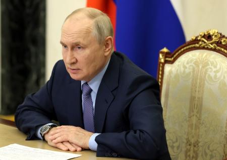 Стало известно, сколько россиян доверяют Путину 