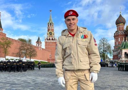 Чемпион ОИ Нагорный принял участие в параде Победы