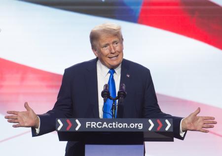 Трамп допустил приостановку работы правительства США