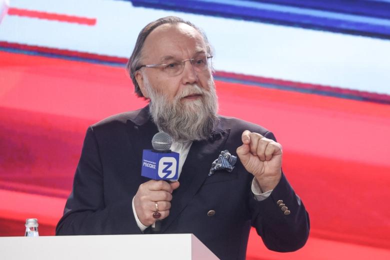 Александр Дугин
