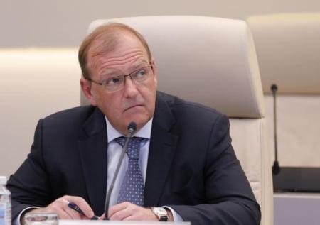 Адвокат: замглавы Минэнерго РФ Тихонову может грозить до 10 лет заключения