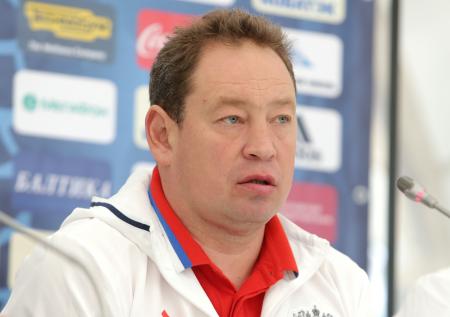 Слуцкий заявил, что нерационально возобновлять премьер-лигу в июне
