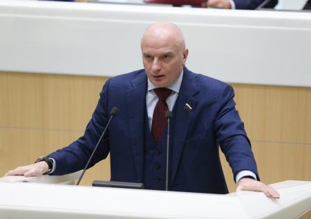 Клишас напомнил Каллас об истинных привилегиях эстонцев