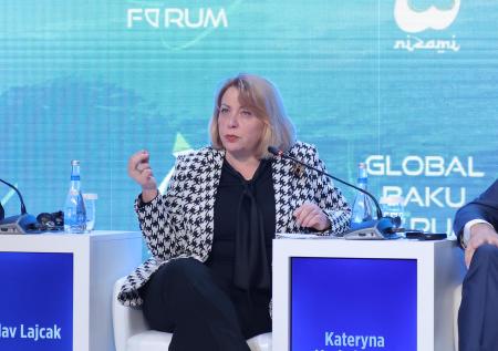 Жена Ющенко в модном наряде впервые за долгое время появилась на публике