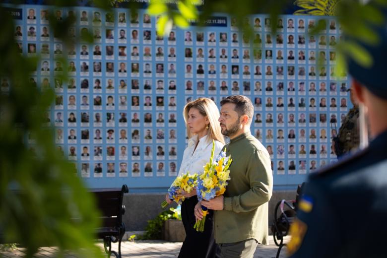 Владимир Зеленский участвует в мероприятиях, посвященных Дню независимости Украины
