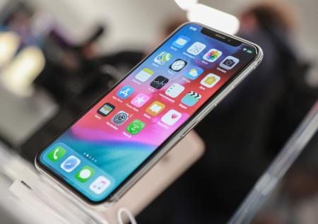 Россиянам рассказали, бояться ли отключения телефонов Apple и Google