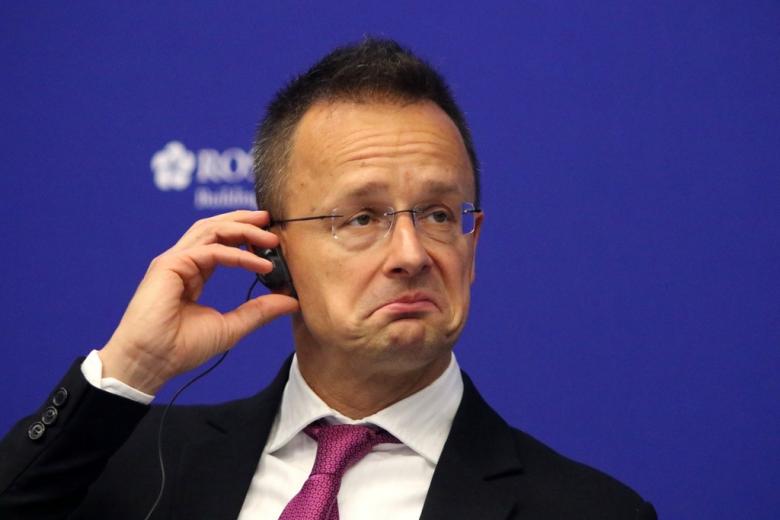 Петер Сийярто