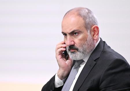 Стало известно, кто сопровождал Пашиняна во время велопрогулки по Москве