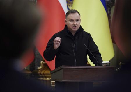 Дуда заявил, что Россию заставят выплатить контрибуцию Украине