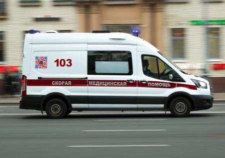 Подросток проглотил флешку с домашним заданием от радости