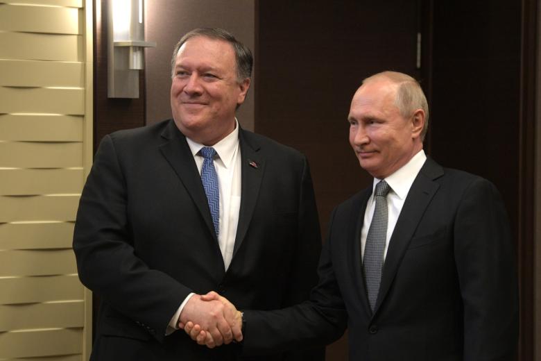Майк Помпео и Владимир Путин