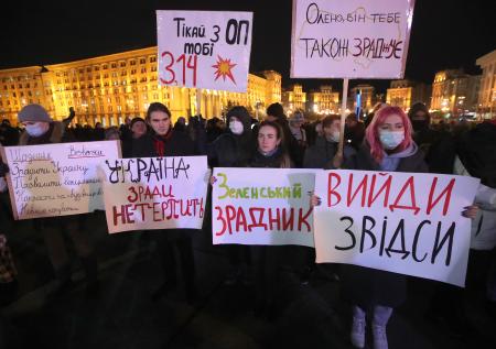 «Он солгал»: политолог объяснил заявления Зеленского о «госперевороте»