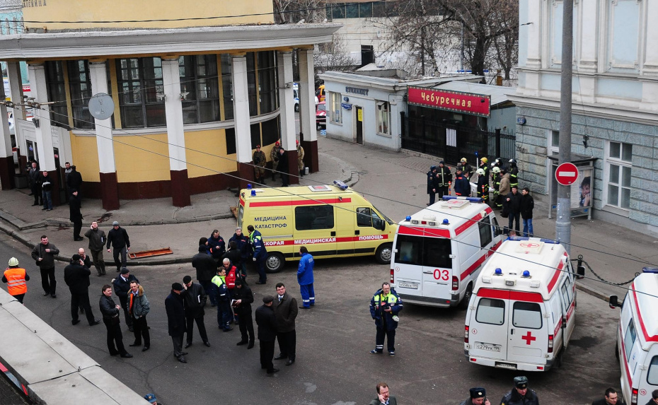 «Сняла сапог, из него кровь полилась». 15 лет теракту в метро: как это было