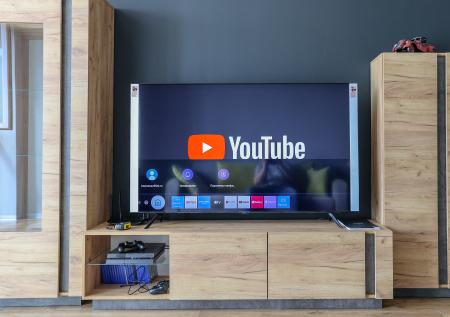 Видеохостинг YouTube заблокировал одну из серий проекта RT о COVID-19