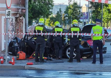 МК: в ДТП с Mercedes в Москве пострадали представители «золотой молодежи»