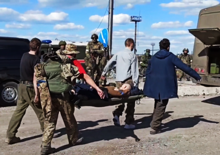 Сдавшимся в плен военным с «Азовстали» придумали наказание