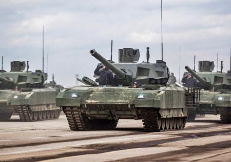 Стало известно, когда и как ВС РФ могут начать применять танк Т-14 «Армата»