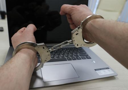 Жителя Бердска заподозрили в попытке взлома сайта правительства России