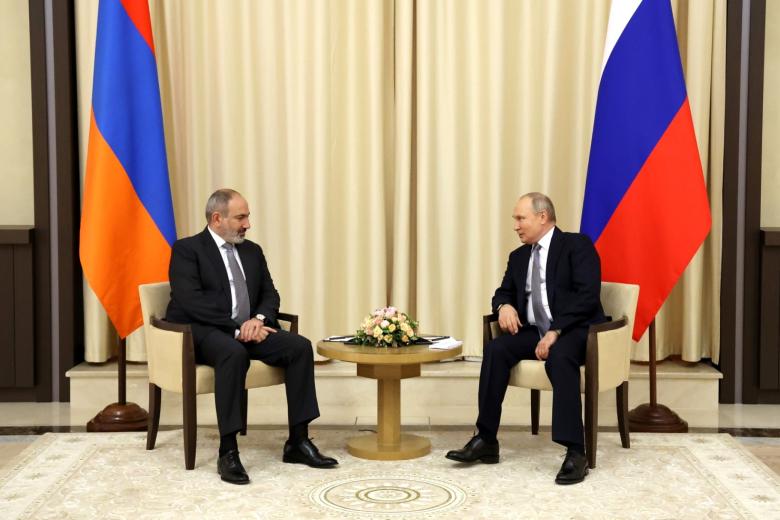 Никол Пашинян и Владимир Путин