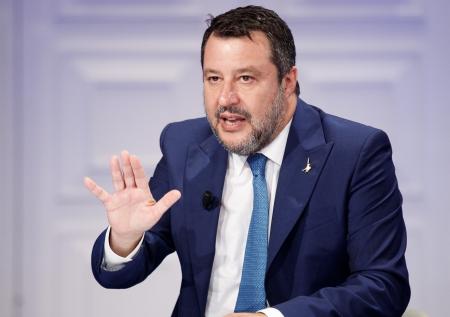 Лидер правящей в Италии партии выступил против поставок оружия Украине